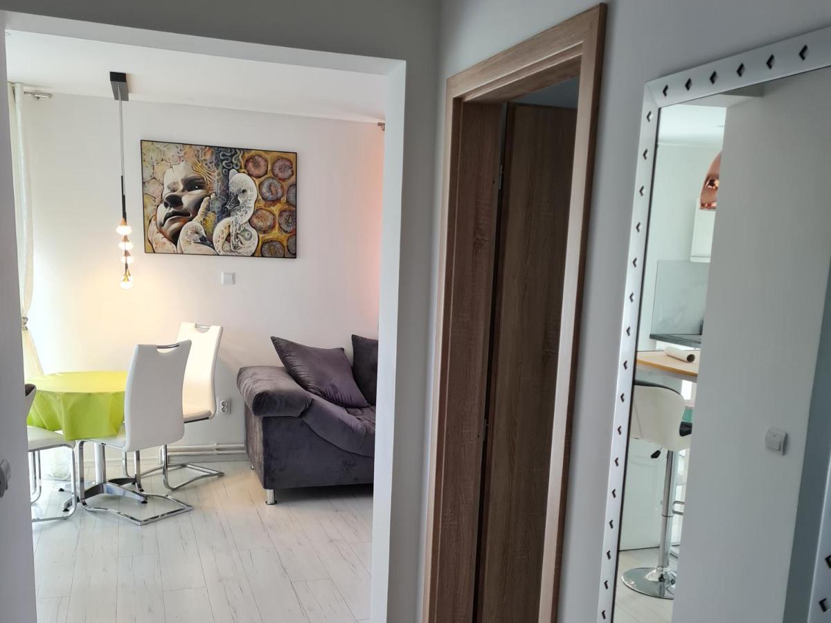 Ferien- Und Businesswohnung Relax Im Ersten Stock Sonnen Exterior photo